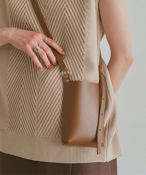 titivate（ティティベイト）の「ｽﾏﾎｼｮﾙﾀﾞｰﾊﾞｯｸﾞ（ショルダーバッグ・レディース・ホワイト/ブラック/ブラウン/ブルー・FREE）」の13枚目の写真