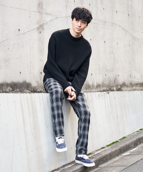 B:MING by BEAMS（ビーミングバイビームス）の「B:MING by BEAMS / タスマニアウール 畦編み クルーネック ニット（ニット/セーター・メンズ・ブラック/サックスブルー/ベージュ/グリーン・LARGE/SMALL/MEDIUM/X-LARGE）」の9枚目の写真