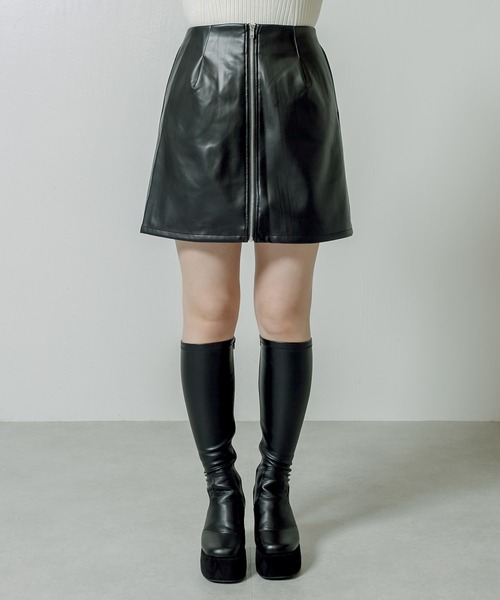 RASVOA（ラスボア）の「フロントジップレザースカート（スカート・レディース・ブラック・FREE）」の20枚目の写真