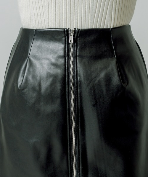 RASVOA（ラスボア）の「フロントジップレザースカート（スカート・レディース・ブラック・FREE）」の5枚目の写真