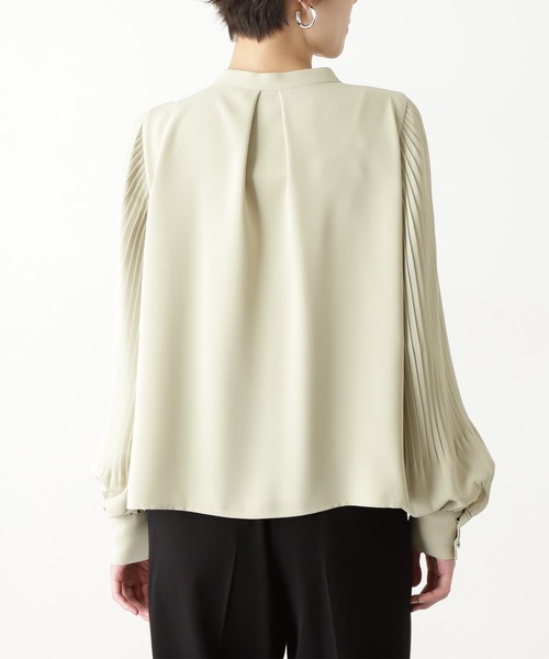 N.(N. Natural Beauty Basic)(エヌエヌナチュラルビューティーベーシック)の「◆ゴールドボタンプリーツブラウス(シャツ/ブラウス・レディース・ホワイト/ライトグリーン/ブルー/ネイビー・MEDIUM)」の19枚目の写真