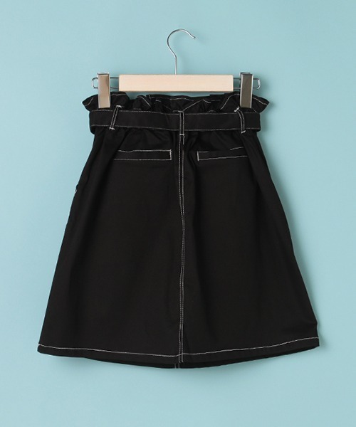Lindsay（リンジィ）の「ベルトつきペーパーバックウエストスカート（スカート・キッズ・ライトカーキ/ブラック/アイボリー・L/M/S）」の4枚目の写真
