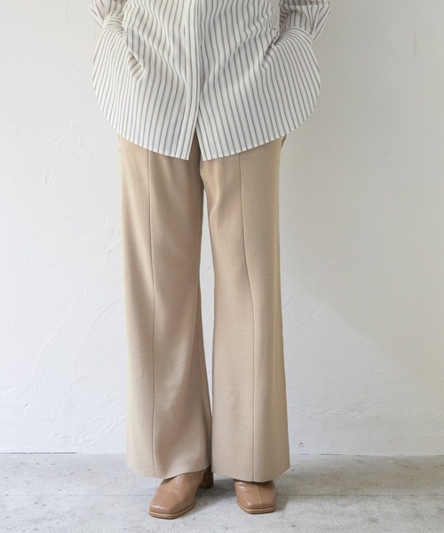 LEPSIM(レプシィム)の「12Gケアニットパンツ 952522(その他パンツ・レディース・ブラック/マスタード/ブラウン/グレイッシュベージュ・MEDIUM/LARGE)」の1枚目の写真