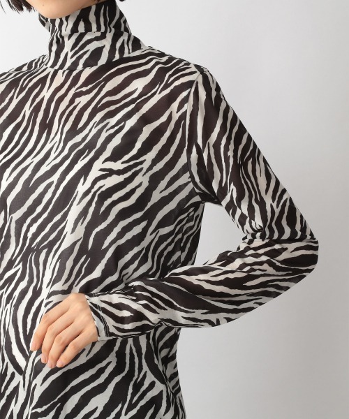 LOWRYS FARM(ローリーズファーム)の「ガラシアータートルLS 236291(Tシャツ/カットソー・レディース・ブラック/ブラウン/グレー/ピンク・FREE)」の14枚目の写真