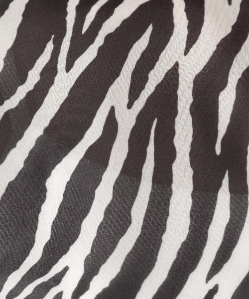 LOWRYS FARM(ローリーズファーム)の「ガラシアータートルLS 236291(Tシャツ/カットソー・レディース・ブラック/ブラウン/グレー/ピンク・FREE)」の18枚目の写真