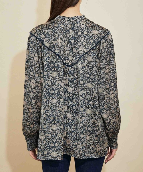 MADEMOISELLE ROPE'（マドモアゼル ロペ）の「【セットアップ対応】ボタニカルフラワースタンドカラーブラウス（シャツ/ブラウス・レディース・ブルー系その他/レッド系その他2・38）」の14枚目の写真