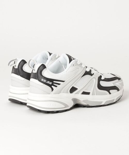 23.65（イーシプサムチョンユクオ）の「23.65/イーシプサムチョンユクオ  VISTA/ﾋﾞｽﾀ アグリーシューズ シンプルスニーカー 韓国（スニーカー・レディース・ブラック/グレー×ホワイト/ホワイト・25.0cm/23.0cm/24.0cm）」の4枚目の写真