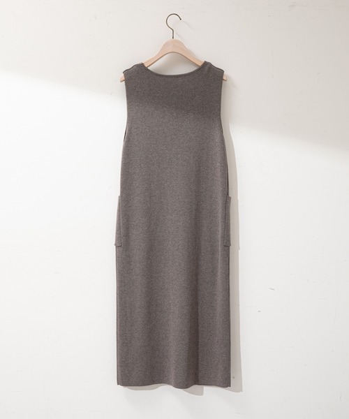 DISCOAT（ディスコート）の「深Vノースリニットワンピース（ワンピース