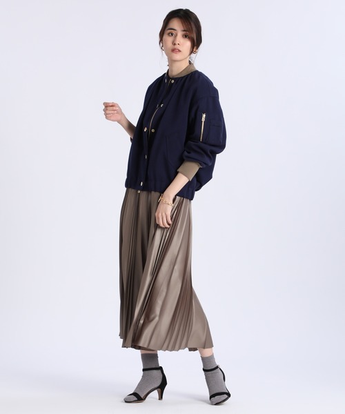 INED（イネド）の「《INED30th×スタイリスト・安西こずえ》MA-1ディテールブルゾン（MA-1・レディース・カーキ/ネイビー・9号）」の8枚目の写真