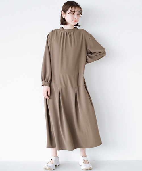 ファスナーディテールがコーデに抜け感をくれる 楽ちんなのにきちんと見えするタックワンピース ワンピース Haco ハコ のファッション通販 Zozotown