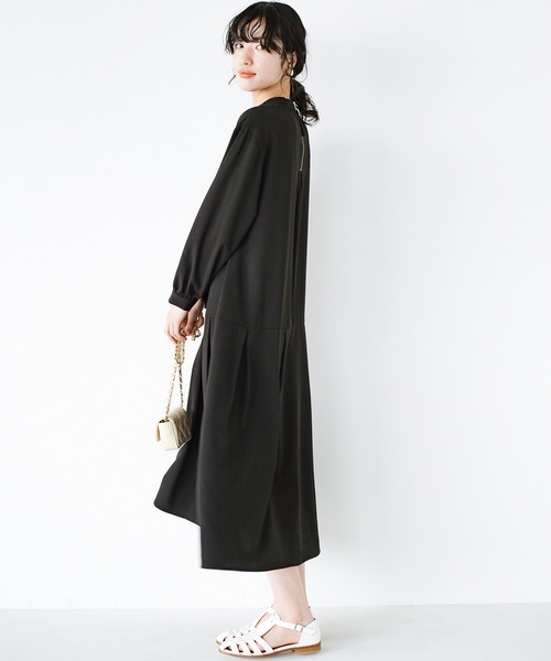 セール ファスナーディテールがコーデに抜け感をくれる 楽ちんなのにきちんと見えするタックワンピース ワンピース Haco ハコ のファッション通販 Zozotown