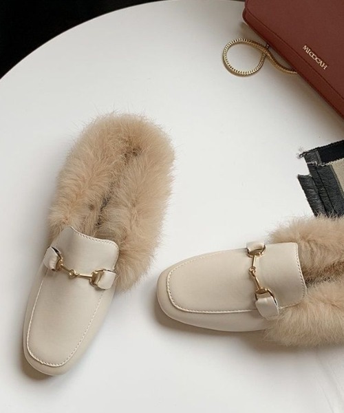 SUGAR BISKET（シュガービスケット）の「ファーバブーシュ（パンプス・レディース・ブラック/オフホワイト/カーキブラウン・40/38/39/35/36/37）」の2枚目の写真