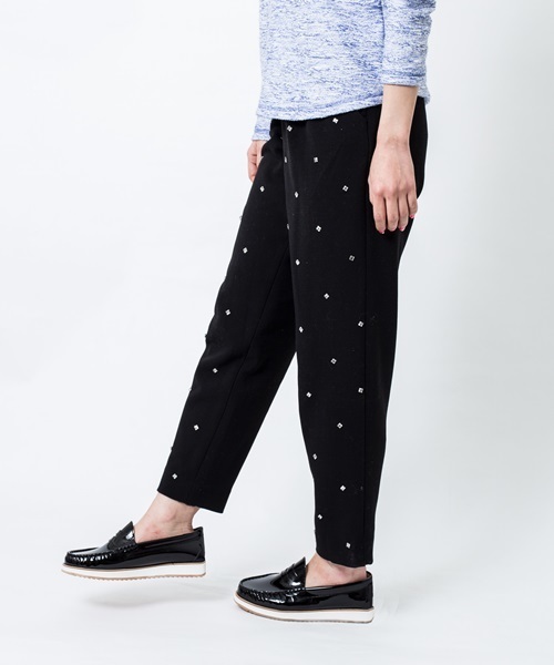 Khaju（カージュ）の「★★Khaju:ビジューパンツ（その他パンツ・レディース・チャコールグレー/ブラック・26/27）」の13枚目の写真