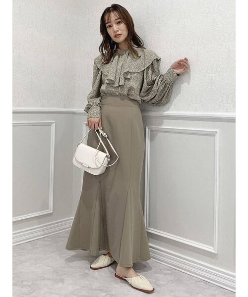 dazzlin（ダズリン）の「ラッフルカラーブラウス（シャツ/ブラウス・レディース・オフホワイト/グレー/グリーン/その他1/ブラック・FREE）」の17枚目の写真