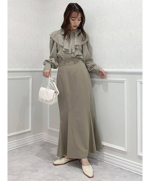 dazzlin（ダズリン）の「ラッフルカラーブラウス（シャツ