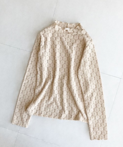 ehka sopo(エヘカソポ)の「総レースハイネック長袖カットソー(Tシャツ/カットソー・レディース・ベージュ/キナリ/オフホワイト/ブラック・フリ-)」の4枚目の写真