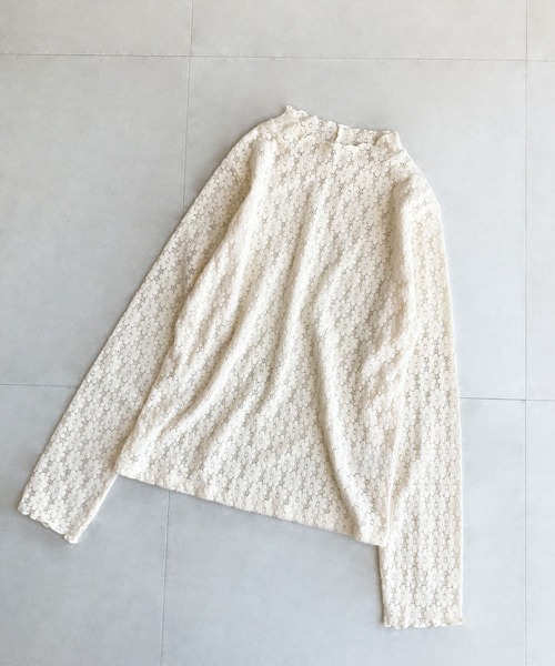 ehka sopo(エヘカソポ)の「総レースハイネック長袖カットソー(Tシャツ/カットソー・レディース・ベージュ/キナリ/オフホワイト/ブラック・フリ-)」の3枚目の写真