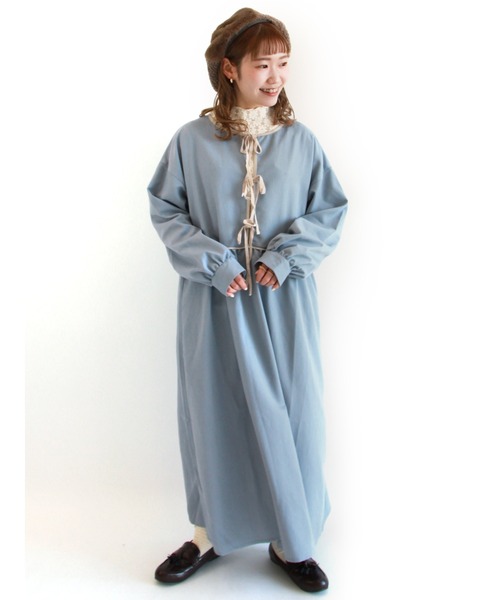 ehka sopo(エヘカソポ)の「総レースハイネック長袖カットソー(Tシャツ/カットソー・レディース・ベージュ/キナリ/オフホワイト/ブラック・フリ-)」の19枚目の写真