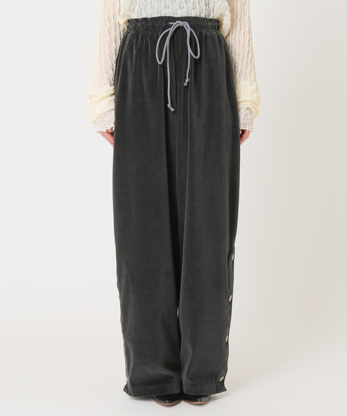 CITYSHOP(シティーショップ)の「COTTON VELOUR パンツ(その他パンツ・レディース・ベージュ/グレー・38/36)」の22枚目の写真