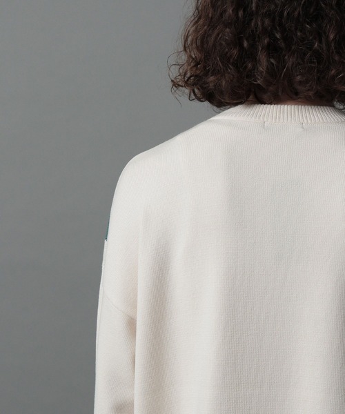 HARE（ハレ）の「Vラインキリカエニット（ニット/セーター・メンズ・オフホワイト/ネイビー・SMALL/MEDIUM）」の12枚目の写真