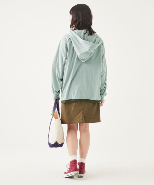 KRIFF MAYER Lady's Collection(クリフメイヤーレディースコレクション)の「UVカットさらボタンパーカー(パーカー・レディース・オフホワイト/カーキ/サックスブルー/イエロー/カラフル/チャコール・MEDIUM/LARGE)」の11枚目の写真