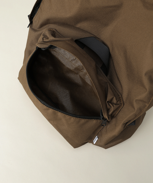 B.C STOCK(ベーセーストック)の「【NORDINARY/ノーディナリー】別注 PEDAYPACK(バックパック/リュック・メンズ・ブラック/ブラウン・FREE)」の12枚目の写真