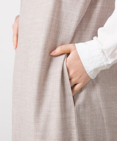 OMNES（オムネス）の「ストレッチ杢ノーカラーロングジレ（ベスト・レディース・ベージュ/グレー・FREE）」の5枚目の写真