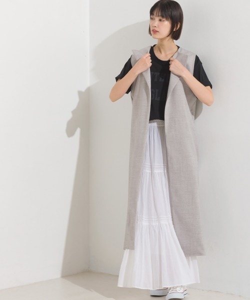 OMNES（オムネス）の「ストレッチ杢ノーカラーロングジレ（ベスト・レディース・ベージュ/グレー・FREE）」の11枚目の写真