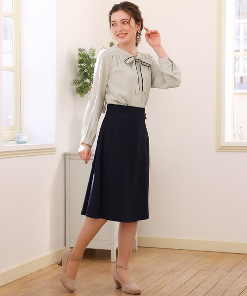 ASTORIA ODIER(アストリアオディール)の「2WAYパールピンボウタイブラウス(シャツ/ブラウス・レディース・ホワイト/ベージュ/ネイビー/サックスブルー/ミント/ピンクベージュ・SMALL/MEDIUM/LARGE)」の16枚目の写真