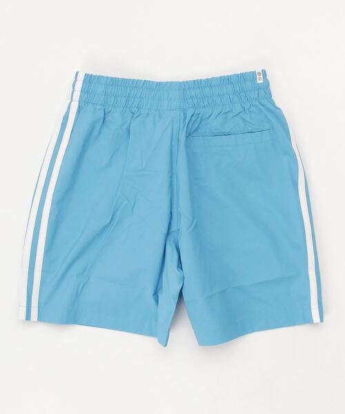 adidas(アディダス)の「アディカラー クラシックス トレース ショーツ / アディダスオリジナルス(水着・メンズ・スカイブルー・SMALL/MEDIUM/LARGE/X-LARGE/XX-LARGE/XXX-LARGE/X-SMALL)」の6枚目の写真