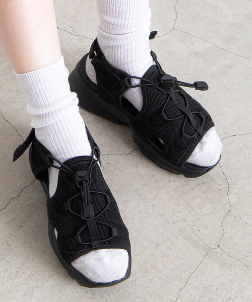 WEGO（ウィゴー）の「WEGO/ボリュームスポーツサンダル（サンダル・レディース・ホワイト/ブラック・MEDIUM/LARGE）」の4枚目の写真