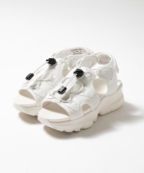 WEGO（ウィゴー）の「WEGO/ボリュームスポーツサンダル（サンダル・レディース・ホワイト/ブラック・MEDIUM/LARGE）」の11枚目の写真