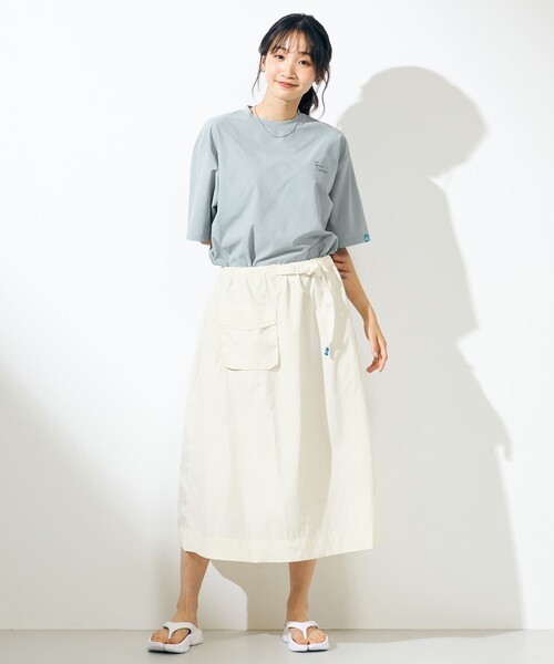 SHARE PARK(シェアパーク)の「【LADIES】撥水加工 マウンテンスカート(スカート・レディース・アイボリー系/ブラック系・SMALL/MEDIUM)」の5枚目の写真