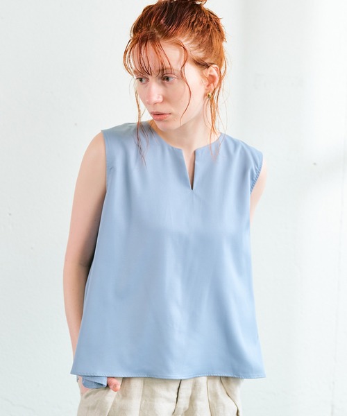 ECRIRE（エクリール）の「【haushinkaコラボ】キーネックイレヘムブラウス（シャツ/ブラウス・レディース・ブラック/ブラウン/グレー/アイボリー・M/L）」の21枚目の写真