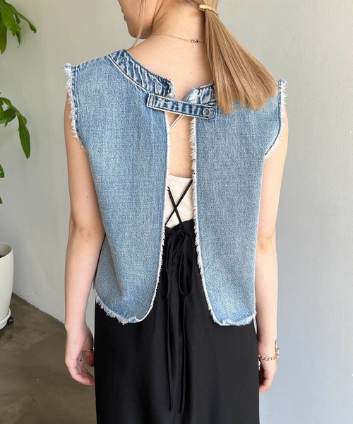 CAPRICIEUX LE'MAGE（カプリシューレマージュ）の「バックオープンカットオフベスト（ベスト・レディース・アイボリー/ブルー・FREE）」の10枚目の写真