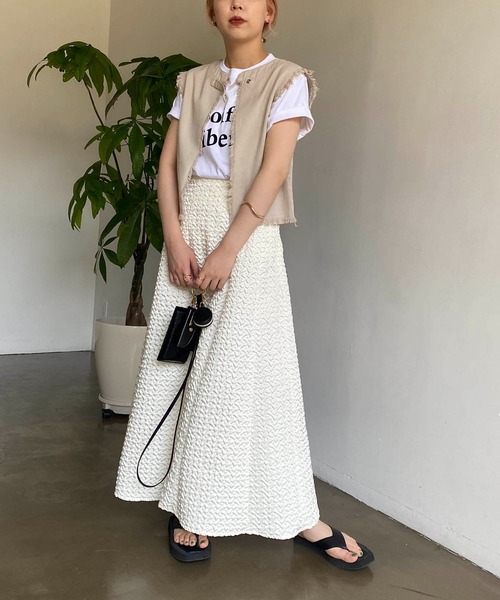 CAPRICIEUX LE'MAGE（カプリシューレマージュ）の「バックオープンカットオフベスト（ベスト・レディース・アイボリー/ブルー・FREE）」の11枚目の写真