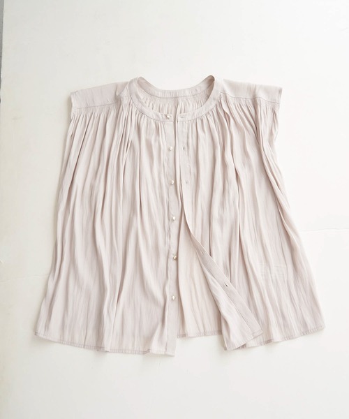 ROPE' PICNIC(ロペピクニック)の「2WAY/サテンギャザーブラウス(シャツ/ブラウス・レディース・ベージュ/パープル/グリーン/ブラック系その他/ベージュ系その他・38)」の17枚目の写真