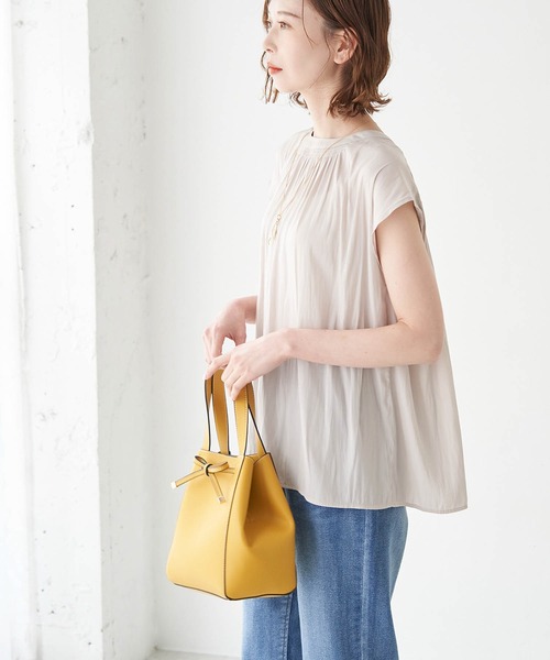 ROPE' PICNIC(ロペピクニック)の「2WAY/サテンギャザーブラウス(シャツ/ブラウス・レディース・ベージュ/パープル/グリーン/ブラック系その他/ベージュ系その他・38)」の22枚目の写真