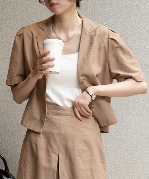 WEGO（ウィゴー）の「WEGO/リネンブレンドパフスリーブジャケット（テーラードジャケット・レディース・ライトブラウン/ナチュラル・FREE）」の2枚目の写真