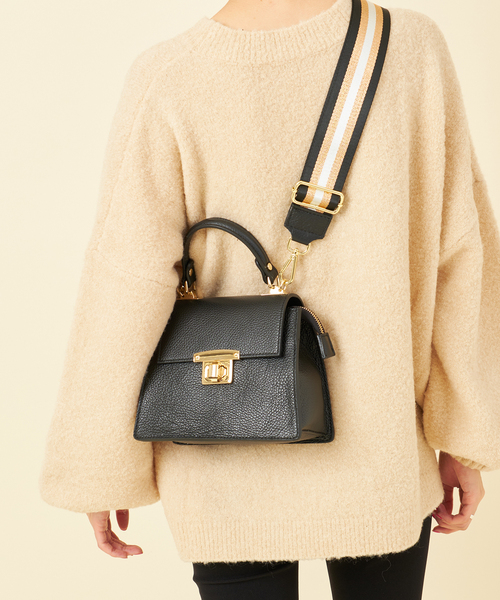 U by SPICK&SPAN（ユーバイスピックアンドスパン）の「【AULENTTI/オウレンティ】 ストラップ付ハンドルBAG（ハンドバッグ・レディース・ブラック/ベージュ・FREE）」の6枚目の写真