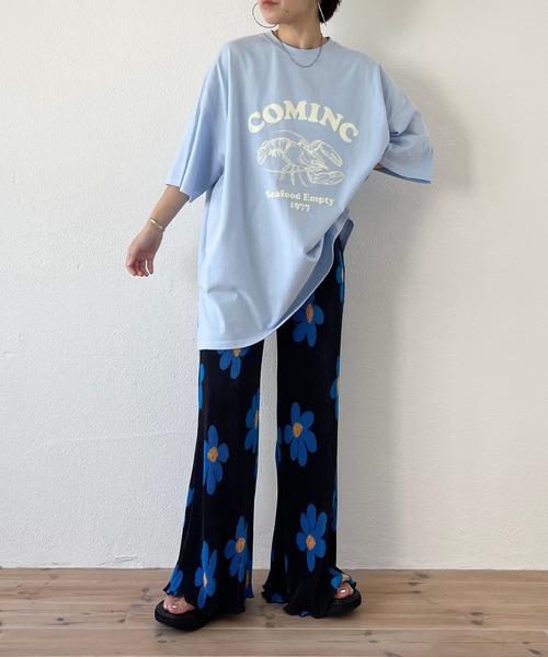 wee9s（ウィークス）の「"SEBASTIAN" tee / サイドスリットオーバーサイズ"セバスチャン"ティーシャツ（Tシャツ/カットソー・レディース・スカイブルー/グリーン・FREE）」の8枚目の写真