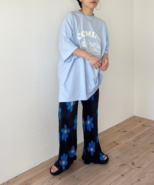 wee9s（ウィークス）の「"SEBASTIAN" tee / サイドスリットオーバーサイズ"セバスチャン"ティーシャツ（Tシャツ/カットソー・レディース・スカイブルー/グリーン・FREE）」の14枚目の写真