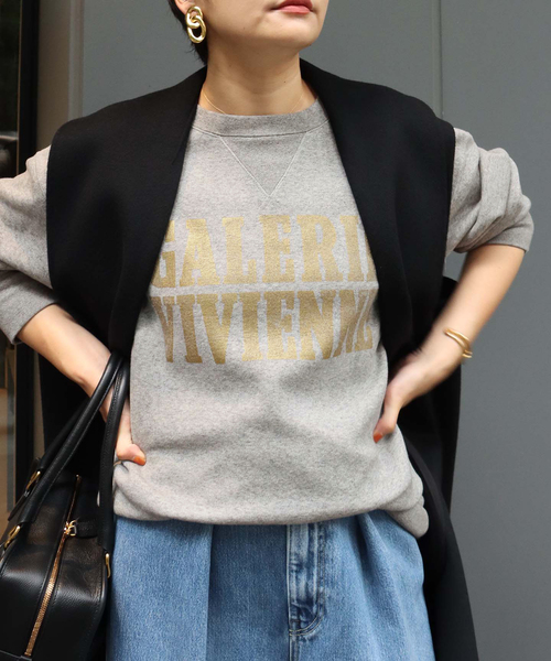 IENA（イエナ）の「VIVIENNE スウェットプルオーバー（スウェット・レディース・チャコールグレー/ベージュ/アイボリー・FREE）」の3枚目の写真