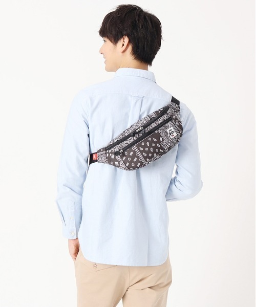CHUMS（チャムス）の「【CHUMS】Recycle Small Waist Pouch（ボディバッグ/ウエストポーチ・メンズ・ブラック/その他/ブラウン/ブラック系/ネイビー/パープル/マルチ・FREE）」の17枚目の写真
