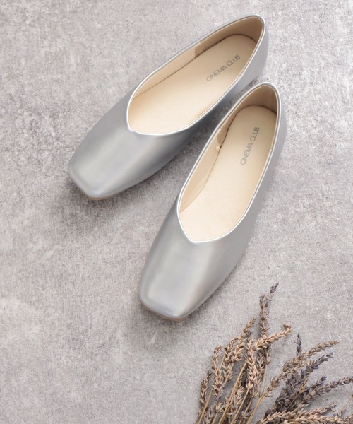 Honeys（ハニーズ）の「やわらかスクエアトゥパンプス（パンプス・レディース・ブラック/モカ/ブラック系その他/ライトベージュ/シルバー・22.5/24.5/23.5/24.0/23.0）」の13枚目の写真