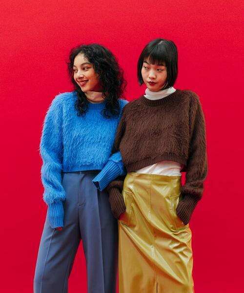 CITEN（シテン）の「＜CITEN＞シャギークロップド プルオーバーニット（ニット/セーター・レディース・ダークブラウン/グレー/クリーム/コバルトブルー・FREE）」の2枚目の写真