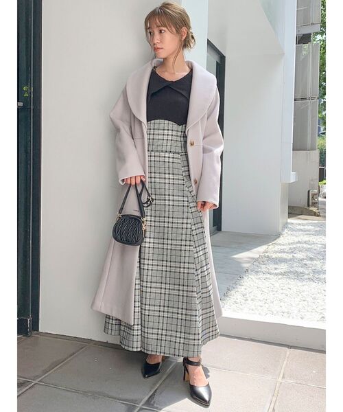 dazzlin（ダズリン）の「ラペル2wayフレアコート（その他アウター・レディース・アイボリー/グリーン/パープル/モカ・SMALL/MEDIUM）」の20枚目の写真