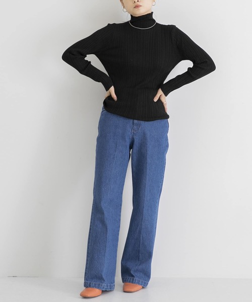 WANDERUNG（ワンデルング）の「WANDERUNG　Ribbed pullover（ニット/セーター・レディース・グレー/グリーン系その他/ブラック/アイボリー・FREE）」の9枚目の写真