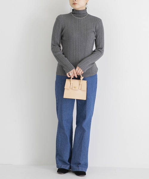 WANDERUNG（ワンデルング）の「WANDERUNG　Ribbed pullover（ニット/セーター・レディース・グレー/グリーン系その他/ブラック/アイボリー・FREE）」の17枚目の写真