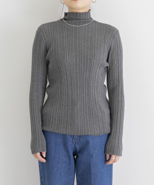 WANDERUNG（ワンデルング）の「WANDERUNG　Ribbed pullover（ニット/セーター・レディース・グレー/グリーン系その他/ブラック/アイボリー・FREE）」の18枚目の写真